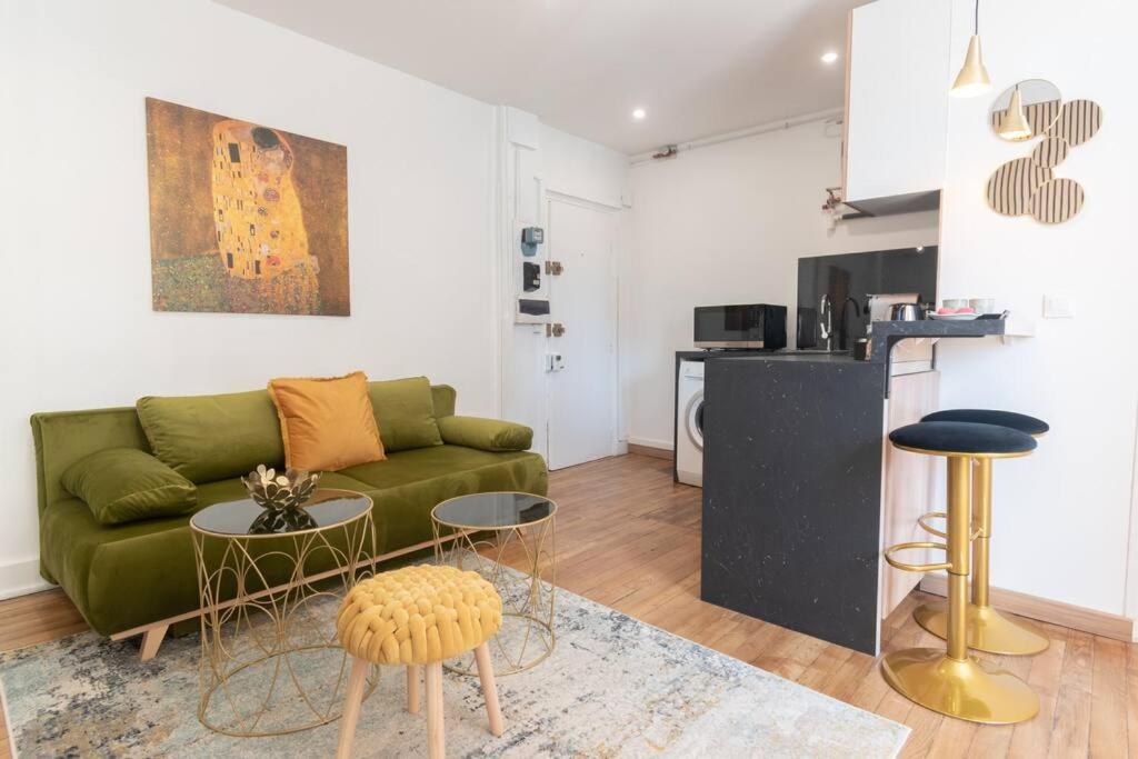 Parisian & Chic Appartement -15 Min From Paris Center Ivry-sur-Seine Esterno foto