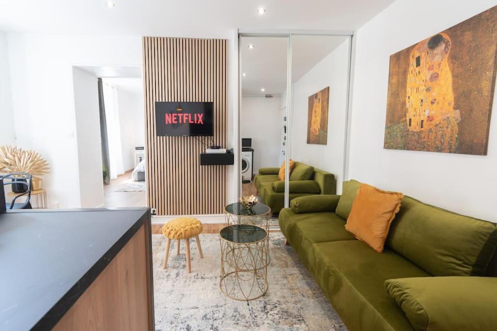 Parisian & Chic Appartement -15 Min From Paris Center Ivry-sur-Seine Esterno foto